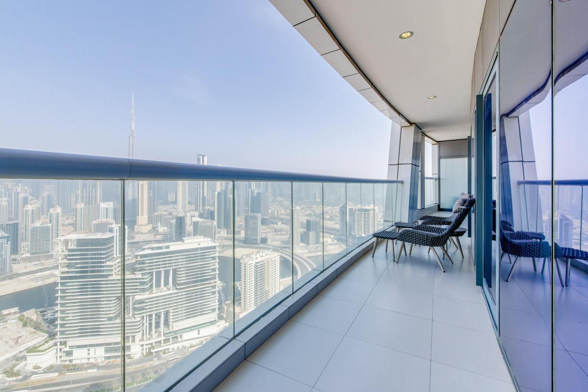 Globalstay Damac Towers By Paramount In Business Bay ดูไบ ภายนอก รูปภาพ