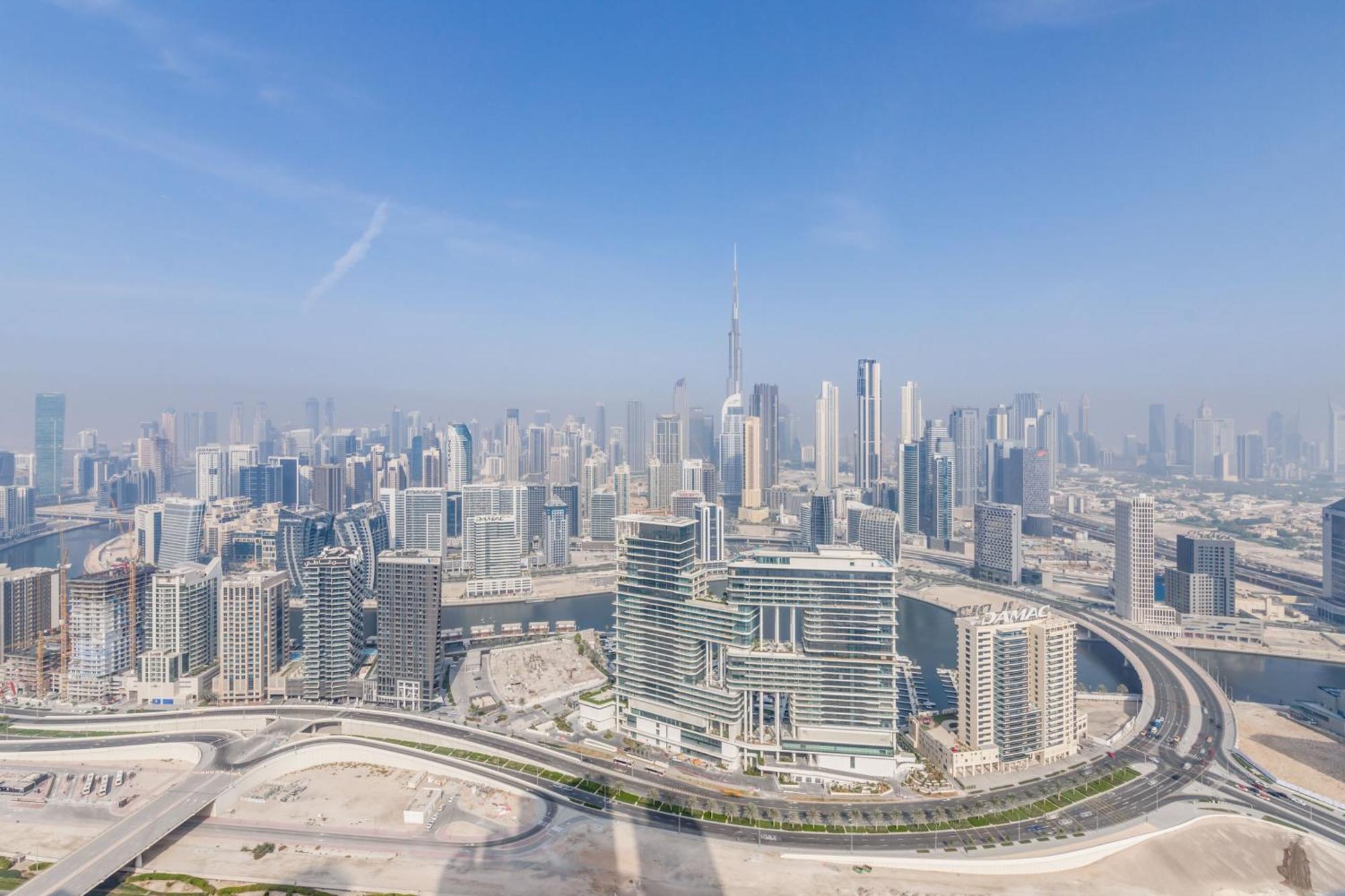 Globalstay Damac Towers By Paramount In Business Bay ดูไบ ภายนอก รูปภาพ